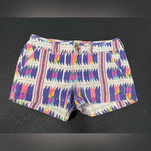 American Eagle outfitters‎ Aztec tribal size 4 midi twill shorts - Picture 1 of 6